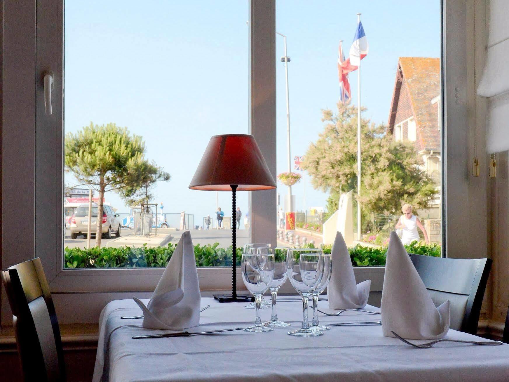Hotel De Paris Courseulles-sur-Mer Exterior foto